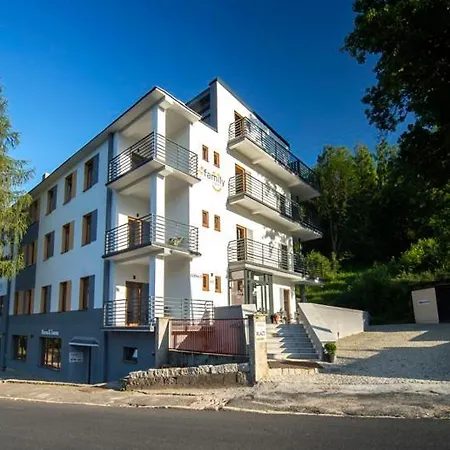 4family *resort*spa* 度假村